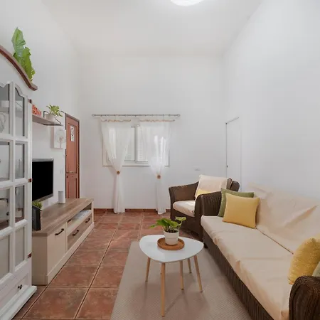 Casa Eusebia * アロナ